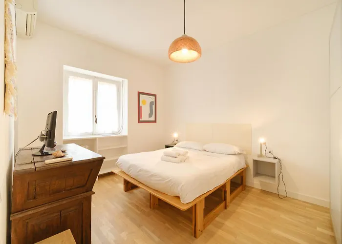 Appartamento Modern & Spacious 2-bedroom Near Trastevere Roma